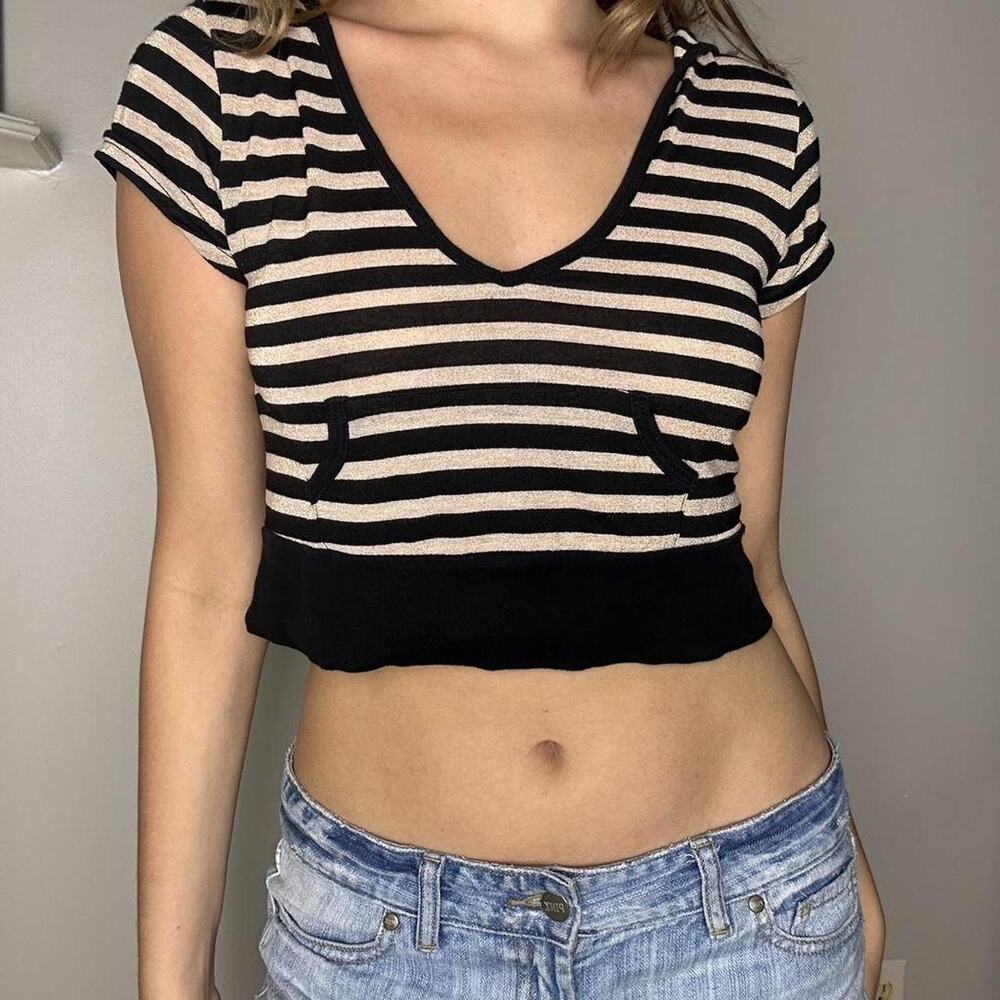 vintage black and gold cropped striped top with hood and pocket